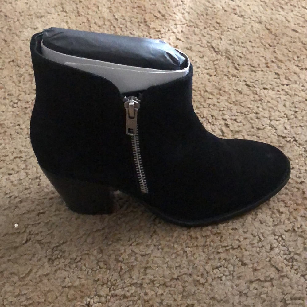 BCBGeneration black suede booties - Picture 6 of 16